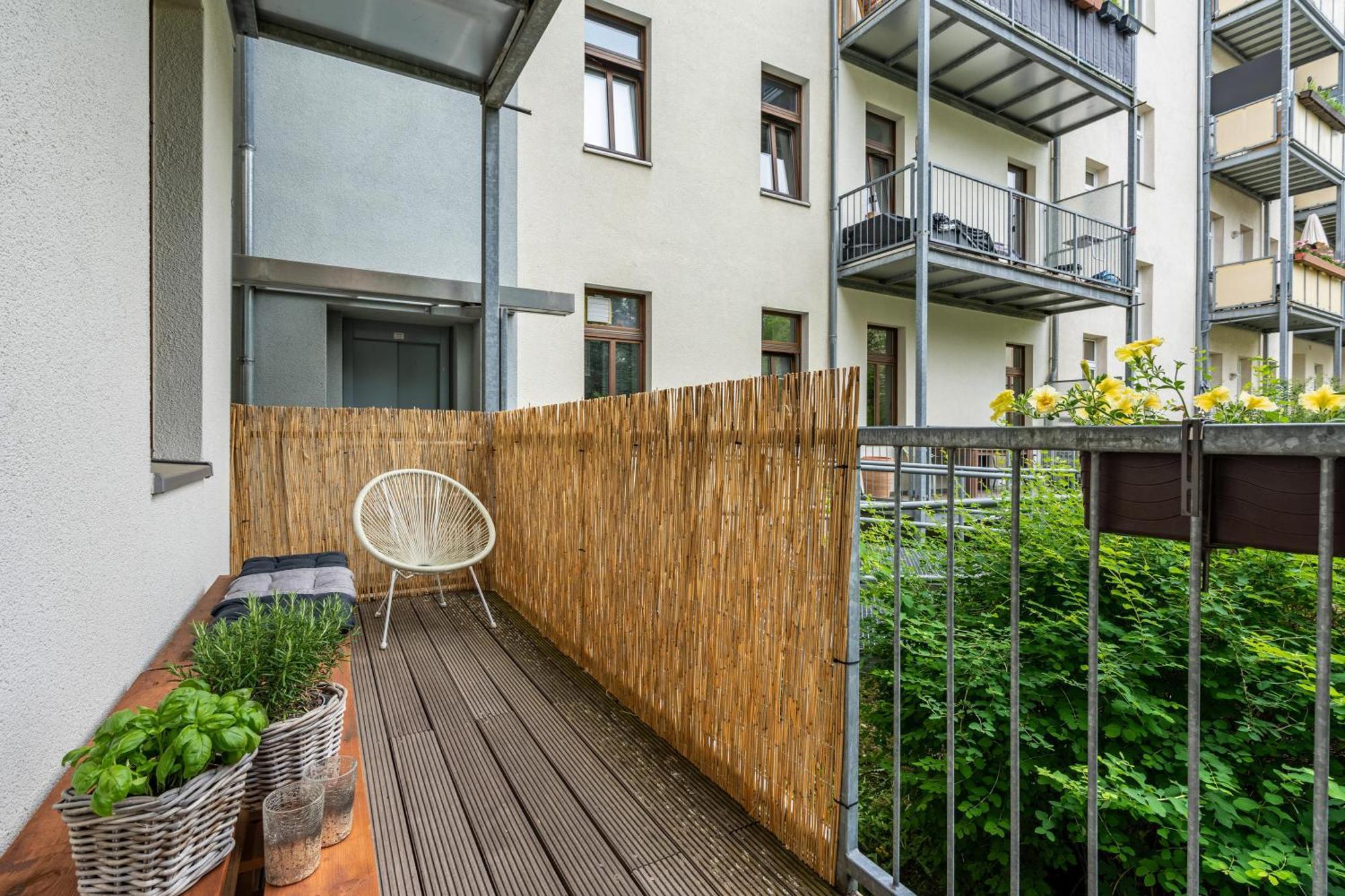 Zentrumsnahe Wohnung In Хемниц Экстерьер фото