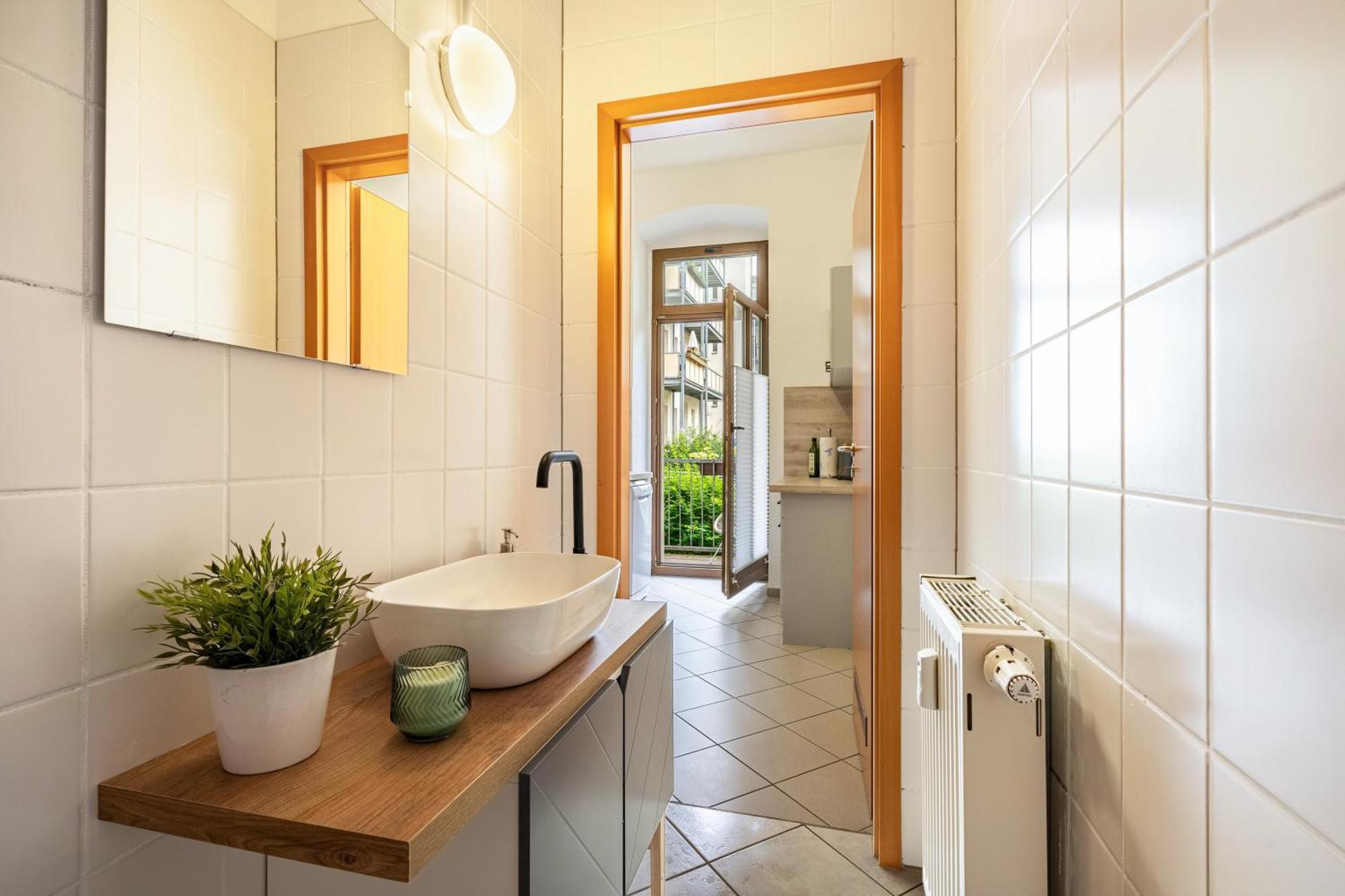 Zentrumsnahe Wohnung In Хемниц Экстерьер фото